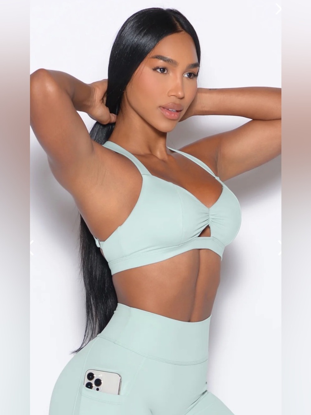 BOMBSHELL SPORTSWEAR SWEETHEART SPORTS BRA
Style: 01010321- EUC! - Picture 3 of 11